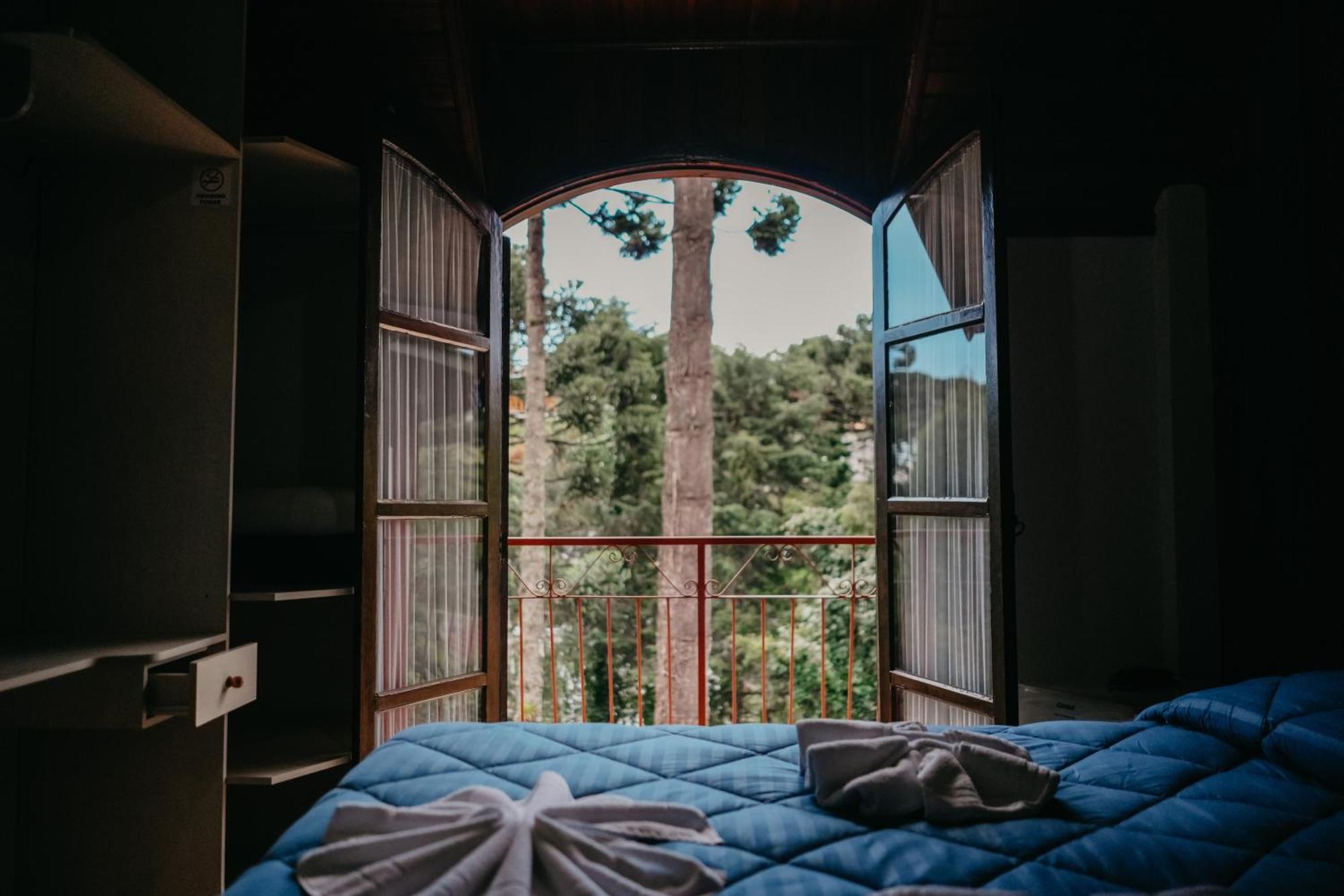 Hotel Vill' Agi Campos do Jordao Luaran gambar