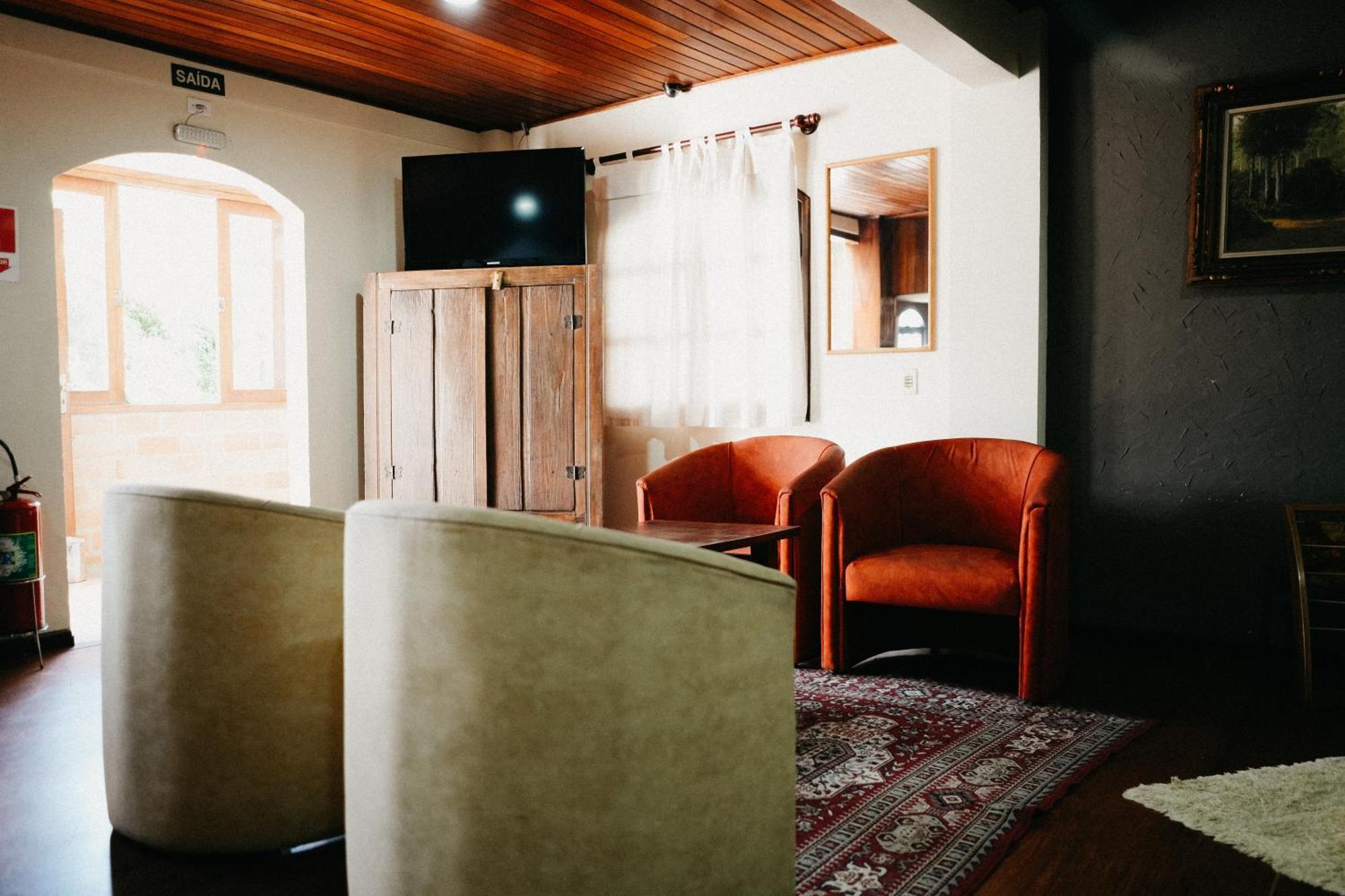 Hotel Vill' Agi Campos do Jordao Luaran gambar