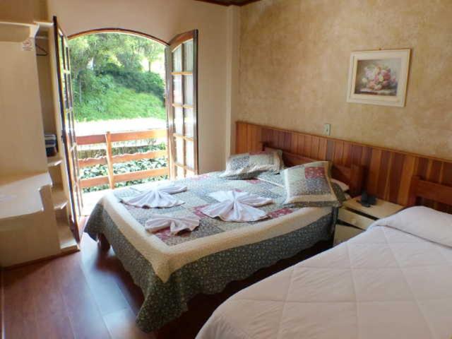 Hotel Vill' Agi Campos do Jordao Luaran gambar