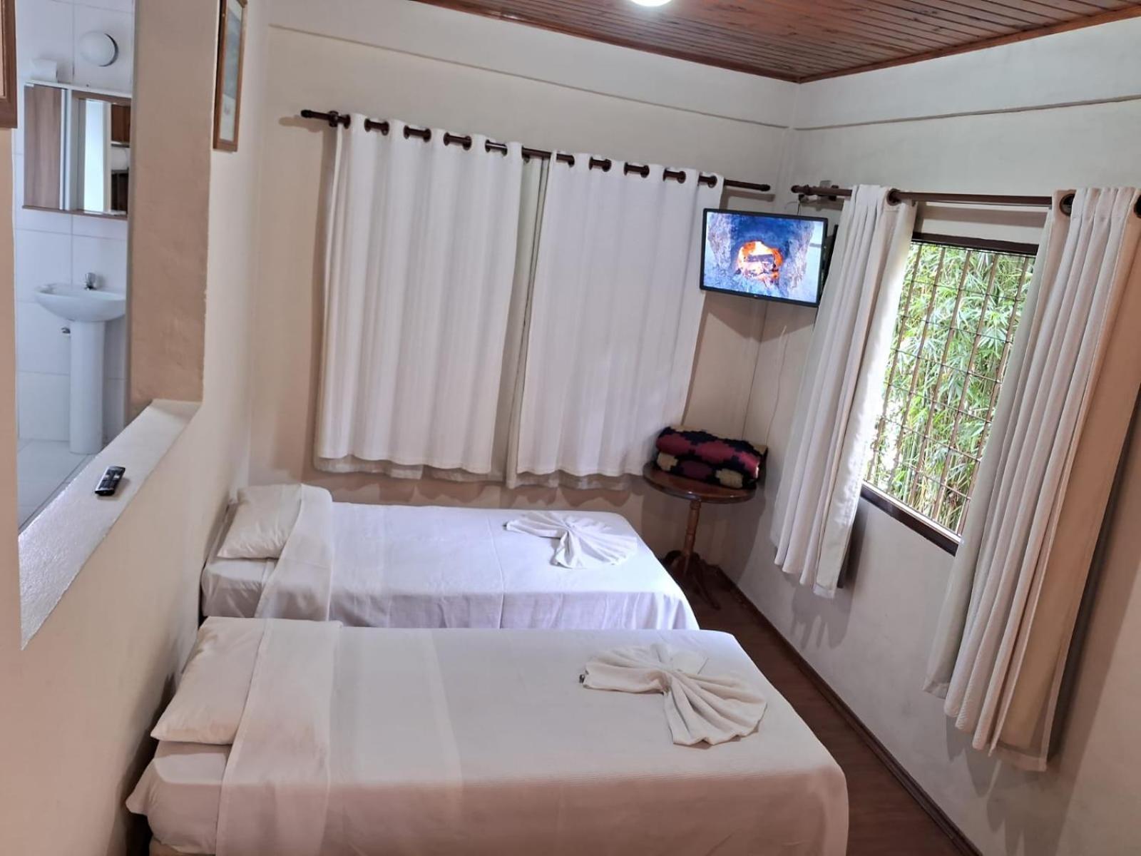Hotel Vill' Agi Campos do Jordao Luaran gambar