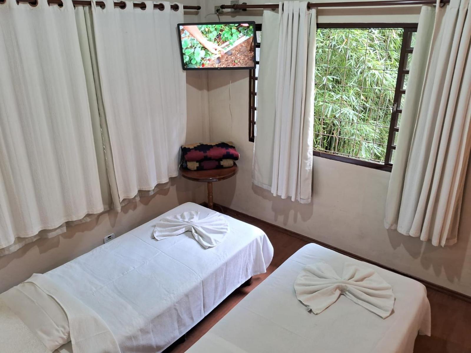 Hotel Vill' Agi Campos do Jordao Luaran gambar