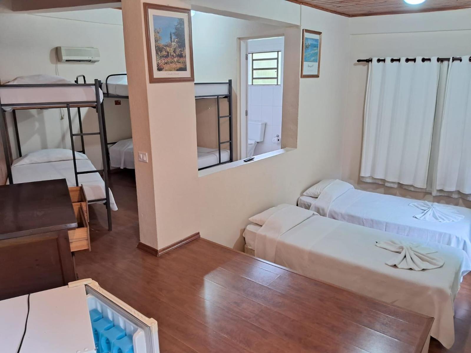 Hotel Vill' Agi Campos do Jordao Luaran gambar