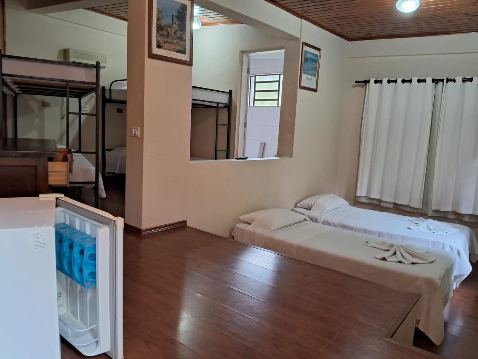 Hotel Vill' Agi Campos do Jordao Luaran gambar